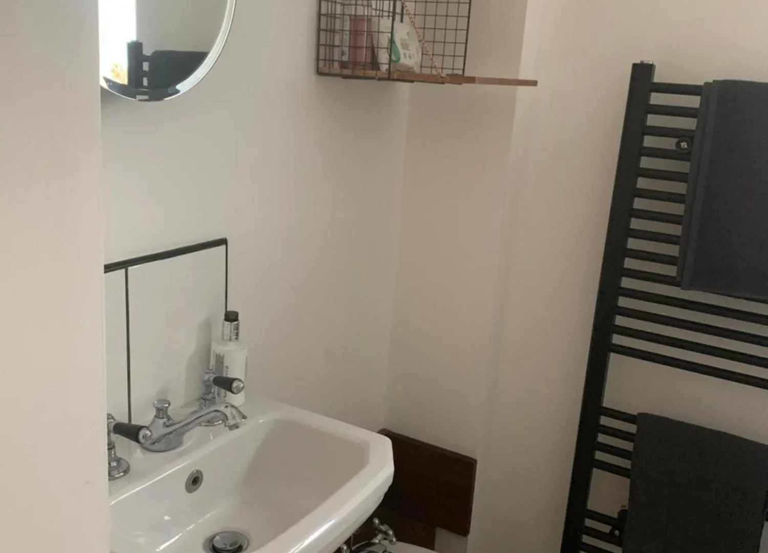 Ground Floor 2 Bedroom Garden Apartment カーディフ